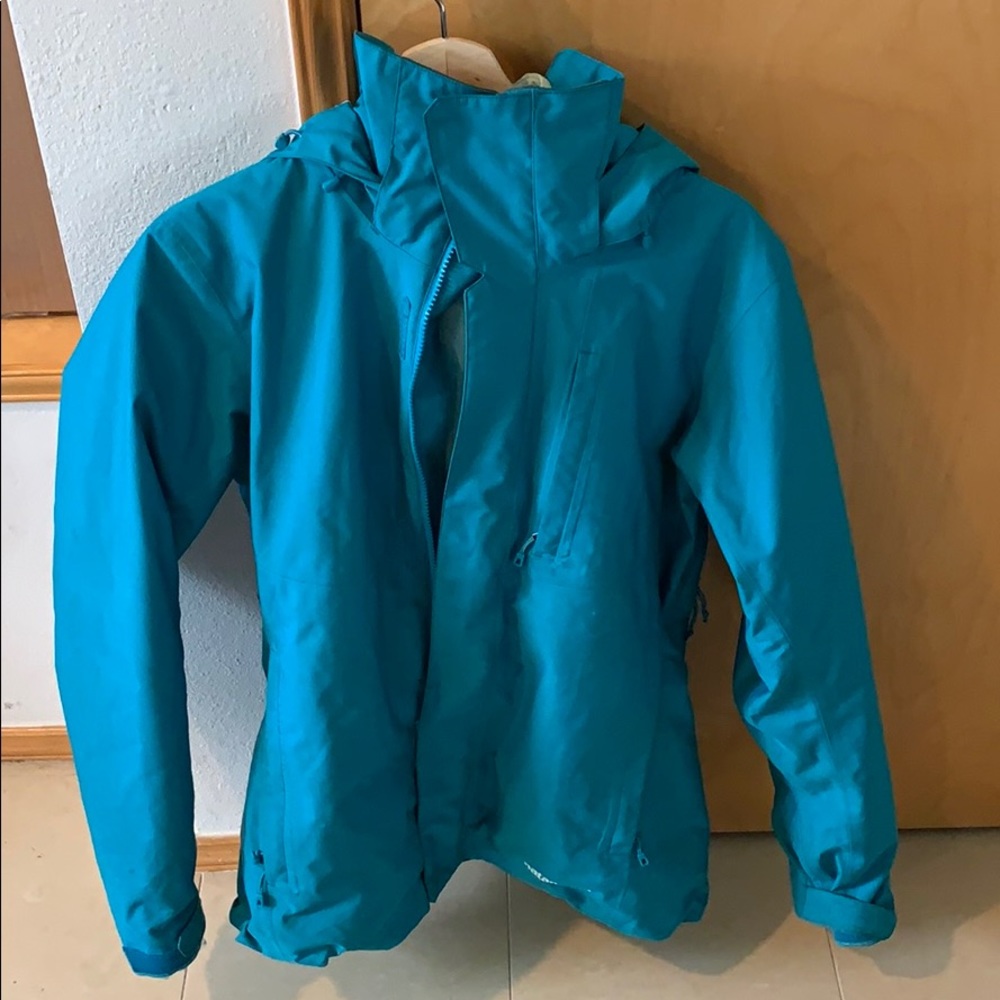 Patagonia women’s ski jacket